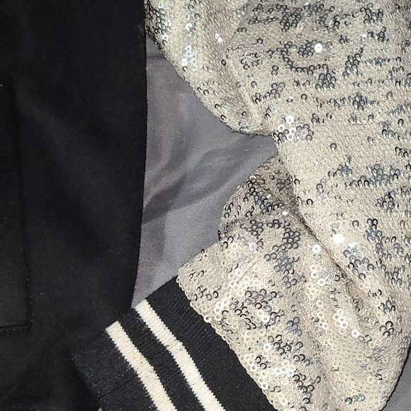 Forever 21 Jacket - Picture 2 of 5